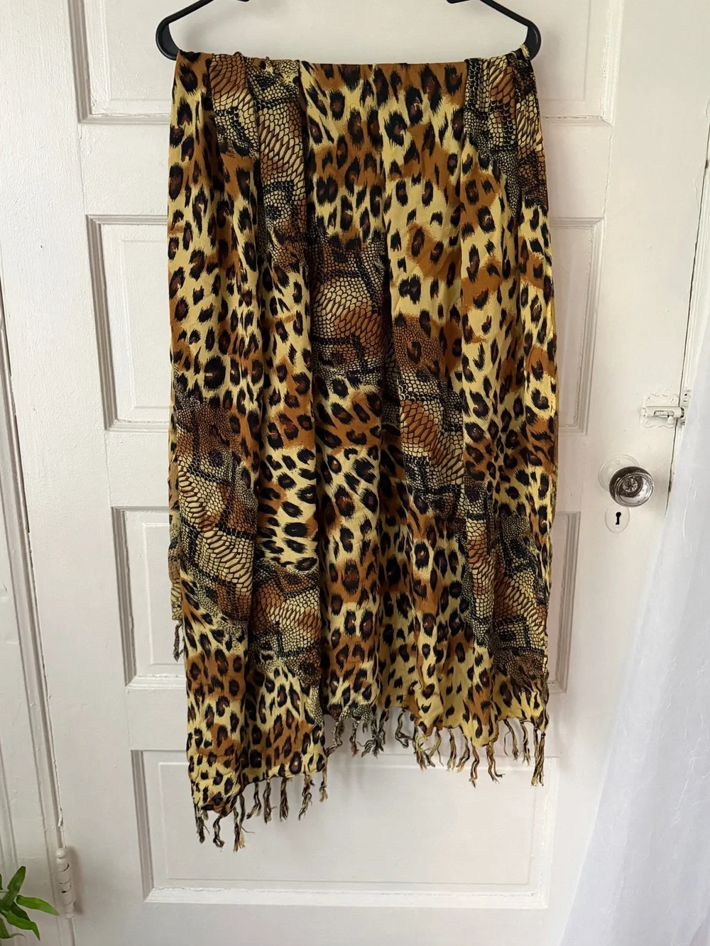 PAREOS, Etc. Leopard Safari Print Scarf Sarong Swim Cover Up Beach Vacation